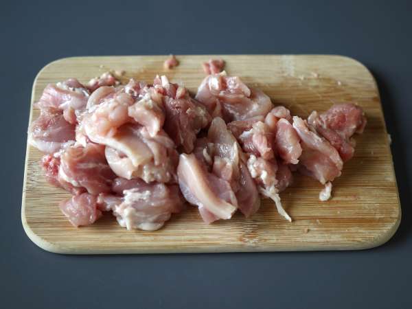 Teriyaki kura, sladká a pikantná japonská omáčka, ktorú si zamilujete! - Príprava krok 1