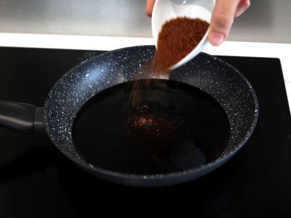Domáca teriyaki omáčka, ideálna k lososovi a kuraciemu mäsu! - Príprava krok 3