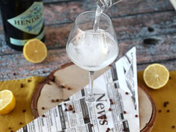 Gin s tonikom, základný aperitívny koktail! - Príprava krok 1