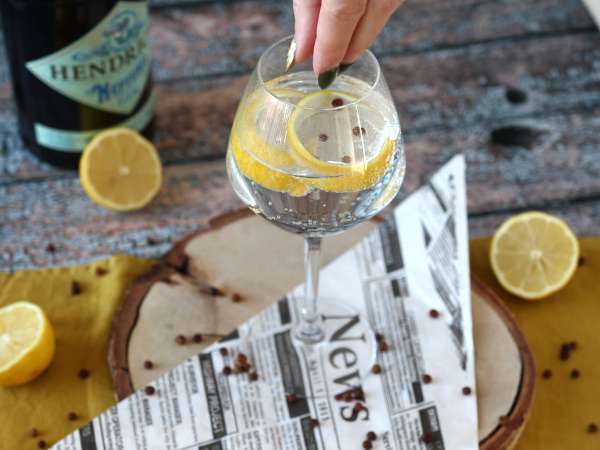 Gin s tonikom, základný aperitívny koktail! - Príprava krok 2