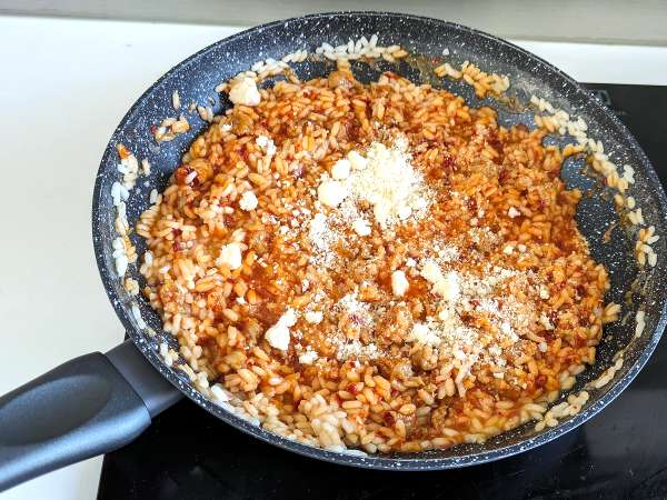 Rizoto 'nduja a klobása, prvý chod s intenzívnou chuťou - Príprava krok 6