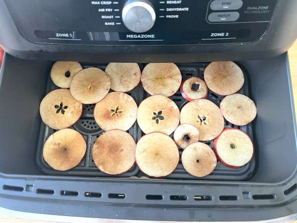 Škoricové jablkové lupienky s Air Fryer - Príprava krok 3