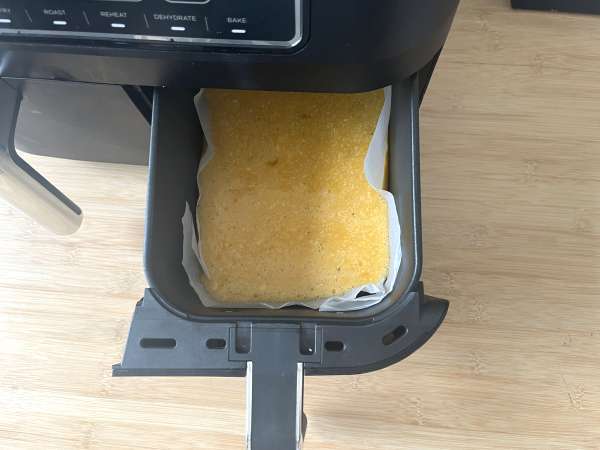 Omeleta vo fritéze, ľahký recept bez toho, aby ste v kuchyni niečo zašpinili! - Príprava krok 2