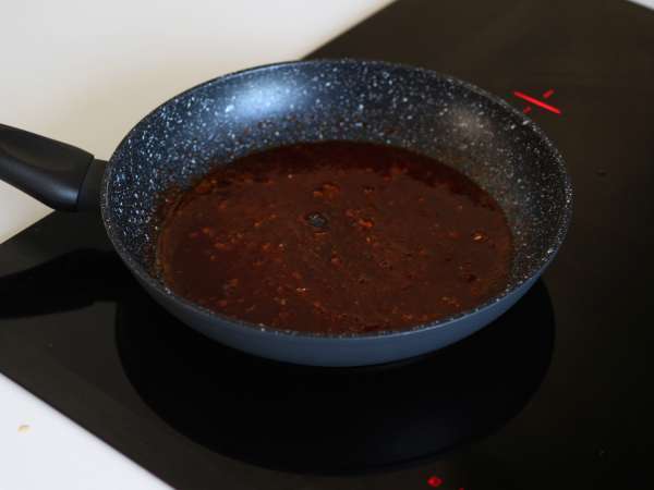 Kórejské vyprážané kurča s pikantnou omáčkou gochujang - Dakgangjeong - Príprava krok 5