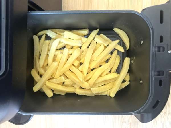 Super chrumkavé mrazené hranolky s fritézou Air Fryer! - Príprava krok 1
