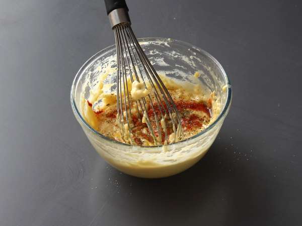 Paradajkové muffiny s topiacim sa mozzarellovým srdcom - Príprava krok 2