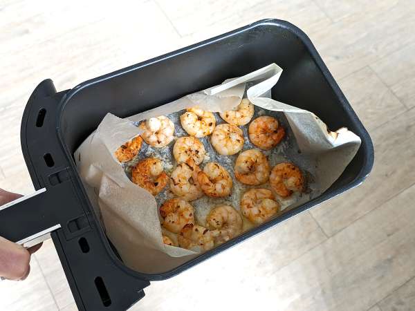 Krevety vyprážané na vzduchu: ľahký a chutný recept - Príprava krok 5