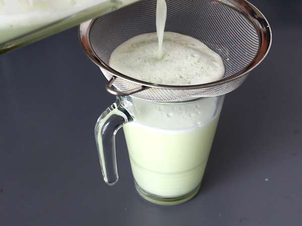 Švajčiarska limonáda s kondenzovaným mliekom - Príprava krok 3