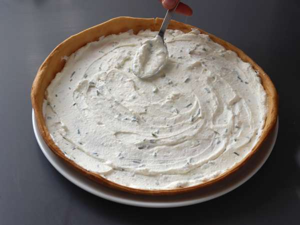 Super osviežujúci letný koláč: ricotta, uhorka a údený losos - Príprava krok 7