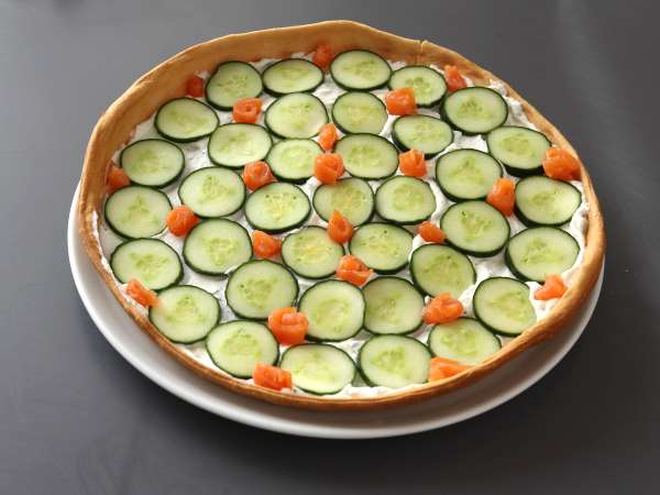 Super osviežujúci letný koláč: ricotta, uhorka a údený losos - Príprava krok 9