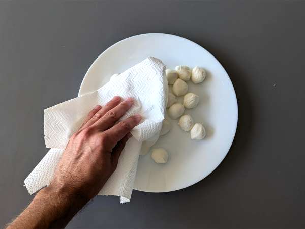 Mozzarelline vo fritéze - Príprava krok 1