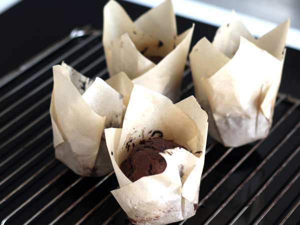 Najlepšie čokoládové muffiny: obrovské a vlhké - Príprava krok 10