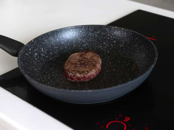 Ako varíte instantné rezance? Rýchly recept s hovädzím mäsom a hubami! - Príprava krok 5