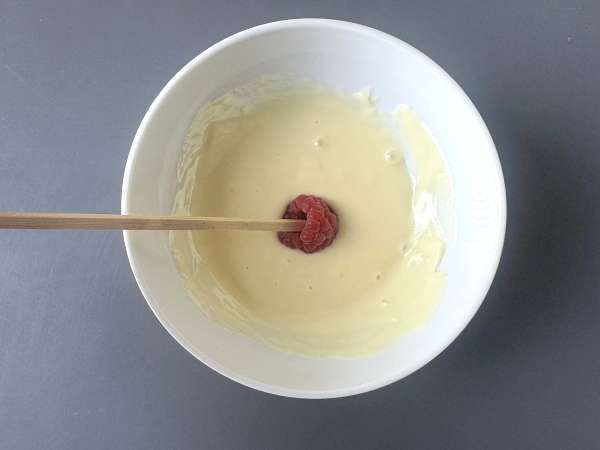 Ako sa vyrába domáca Franui? Tieto super trendy čokoládové maliny! - Príprava krok 2