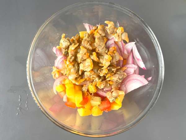 Ceviche s konzervovanými kohútmi - Príprava krok 2