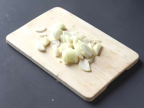 Plnený chlieb s ježkom v štýle tartiflette - Príprava krok 1