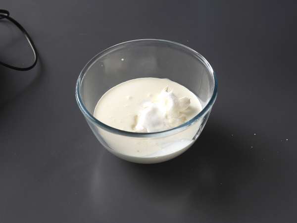 Čokoládovo-kokosový dezert, ktorý sa rozplýva a zároveň je chrumkavý! - Príprava krok 2