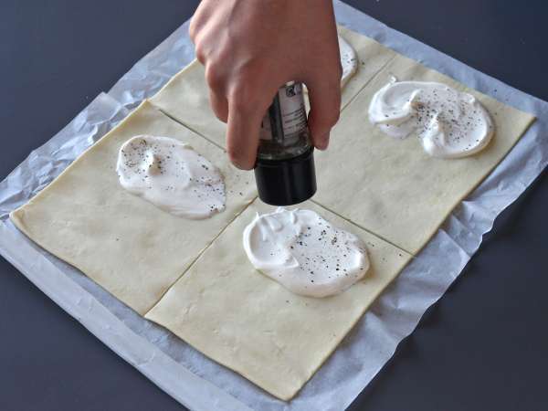 Syrové pečivo: veľmi jednoduchý a chutný recept - Príprava krok 3