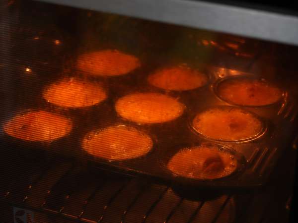 Mäkké a pikantné muffiny s chorizom - Príprava krok 6
