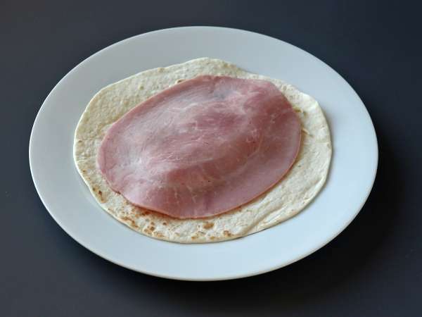 Čo robiť s tortillami Gurmánsky pokrm na zdieľanie s príchuťou pizze! - Príprava krok 3