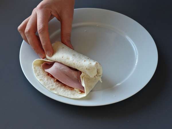 Čo robiť s tortillami Gurmánsky pokrm na zdieľanie s príchuťou pizze! - Príprava krok 5