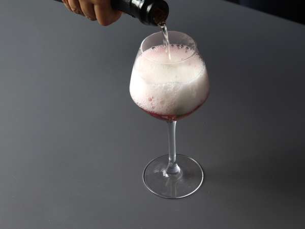 Šumivé víno sangria: osviežujúca hviezda sviatkov - Príprava krok 3