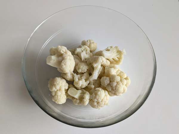 Karfiolové mäsové guľky vo fritéze: úsporný a vegetariánsky recept - Príprava krok 2