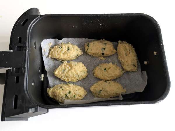 Karfiolové mäsové guľky vo fritéze: úsporný a vegetariánsky recept - Príprava krok 7