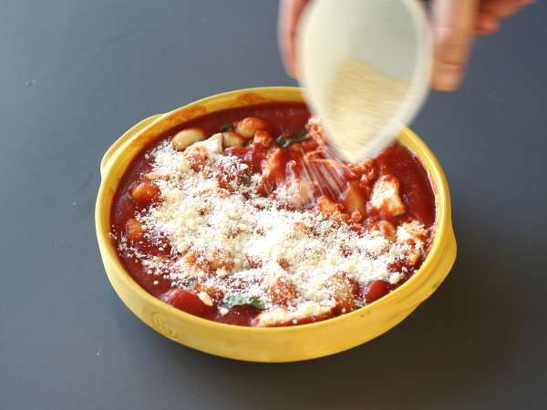 Rýchle a upokojujúce gnocchi s paradajkami a mozzarellou - gnocchi alla sorrentina v rúre - Príprava krok 5