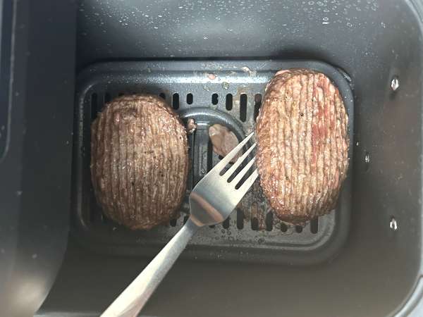 Ako pripraviť mletý steak vo fritéze Air Fryer? - Príprava krok 2