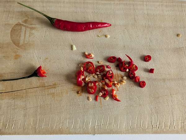 Špagety aglio, olio a peperoncino: talianske tradičné jedlo na poslednú chvíľu - Príprava krok 4