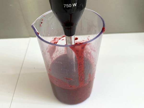 Ako pripraviť jednoduché a dokonalé bobuľové coulis - Príprava krok 2