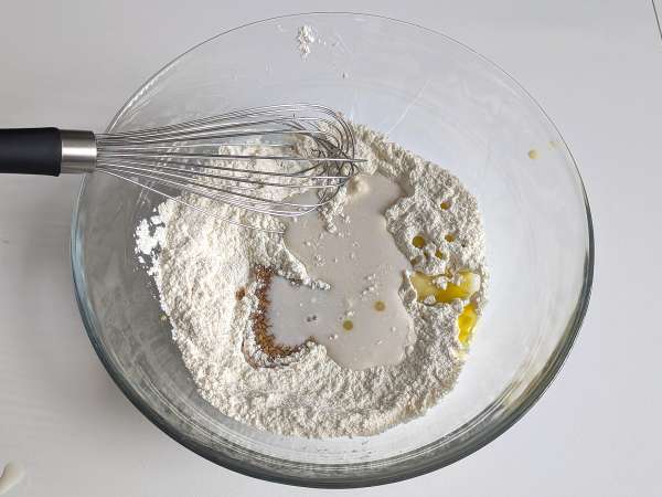 Mäkké vegánske palacinky s ľanovým vajcom: jednoduchý recept bez vajec - Príprava krok 4