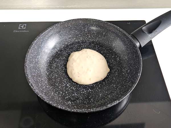 Mäkké vegánske palacinky s ľanovým vajcom: jednoduchý recept bez vajec - Príprava krok 6