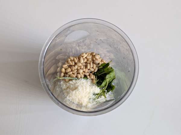 Čerstvé a krémové rukolové pesto za 5 minút - Príprava krok 1