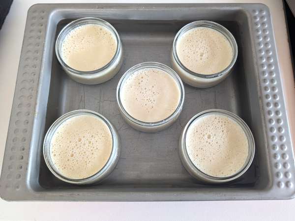 Rýchly a jednoduchý vaječný krém: recept mojej babičky - Príprava krok 4