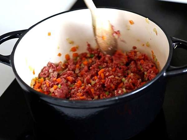 Bolonské lazane: recept, ktorý milujú všetci! - Príprava krok 2