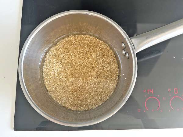 Šalát z quinoy s príchuťou tabbouleh: Osviežujúci a ešte zdravší - Príprava krok 1