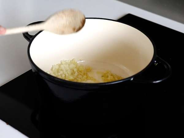 Cestoviny s bolonskou omáčkou - tagliatelle al ragù alla bolognese - Príprava krok 1