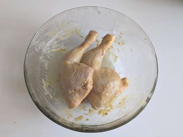 Senegalské kuracie mäso yassa: jednoduchý a chutný tradičný recept - Príprava krok 3