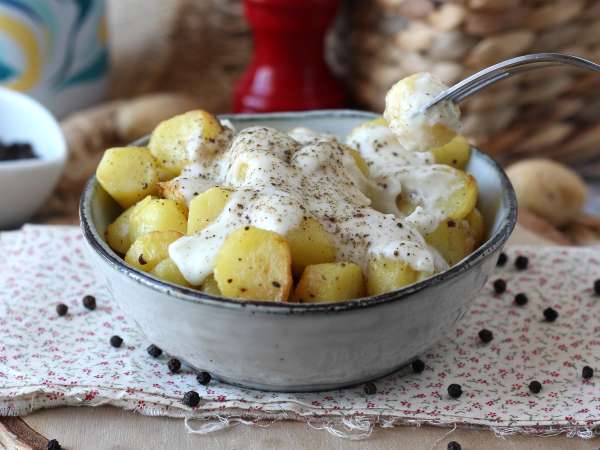 Krémové pečené zemiaky cacio e pepe: jednoduchá príloha, ktorá každého poblázni! - Príprava krok 8