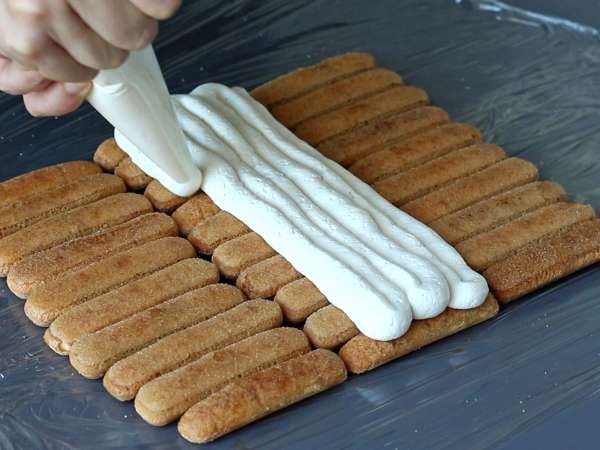 Kladka v tvare tiramisu bez formy pre milovníkov kávy - Príprava krok 4