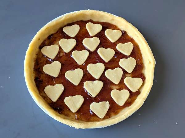 Koláč s jahodovým džemom: klasický recept na krehké pečivo (aj srdcia) - Príprava krok 7