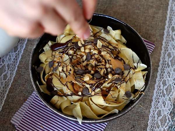 Palacinkové tagliatelle s čokoládou a arašidmi! - Príprava krok 7