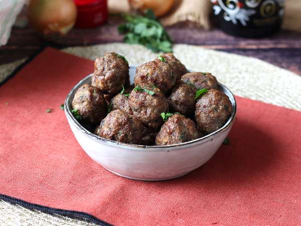 Mäkké mäsové guľky vo fritéze: rýchly a jednoduchý recept s hovädzím mäsom - Príprava krok 8