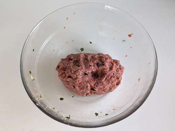 Mäsové guľky vo fritéze so sladkokyslou barbecue omáčkou: jednoduchý a chutný recept - Príprava krok 4