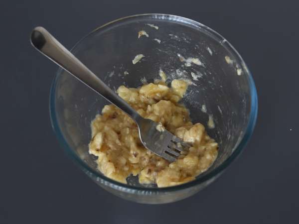 Extra gurmánske banánové a čokoládové muffiny - Príprava krok 1