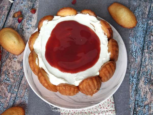 Charlotte s červeným ovocím a madeleines - Príprava krok 9