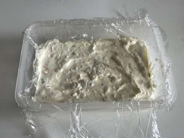 Surimi terina bez varenia: jednoduchá studená predjedlo, ideálna na leto - Príprava krok 7