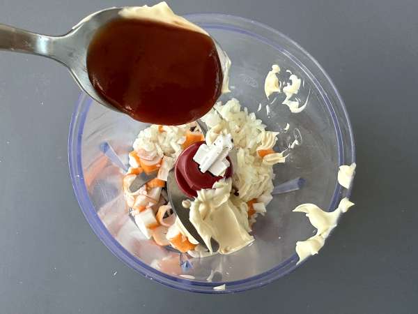 Surimi nátierka: recept na bleskovo rýchle predjedlo - Príprava krok 3